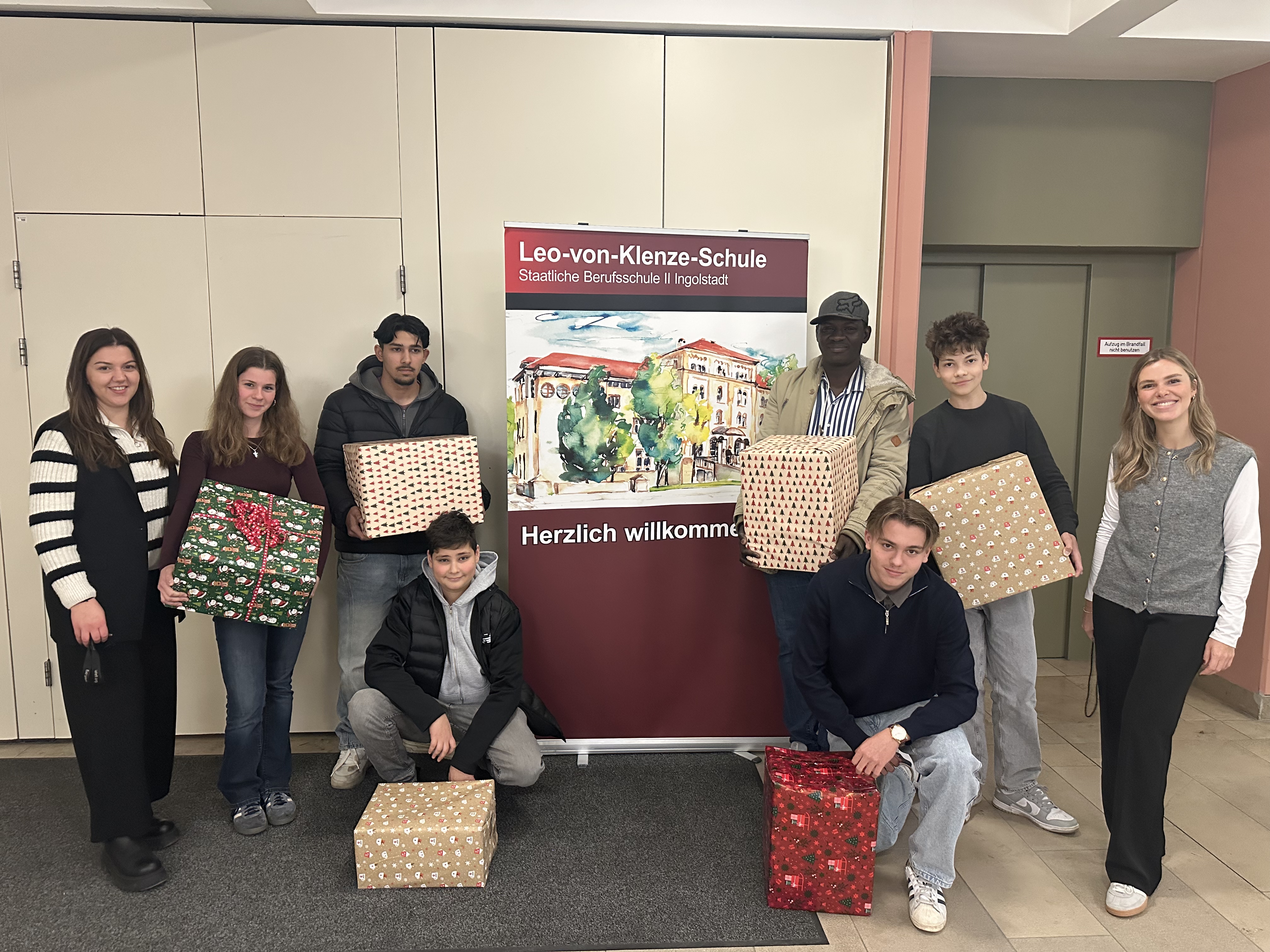 Erste Weihnachtstrucker-Aktion erfolgreich verlaufen